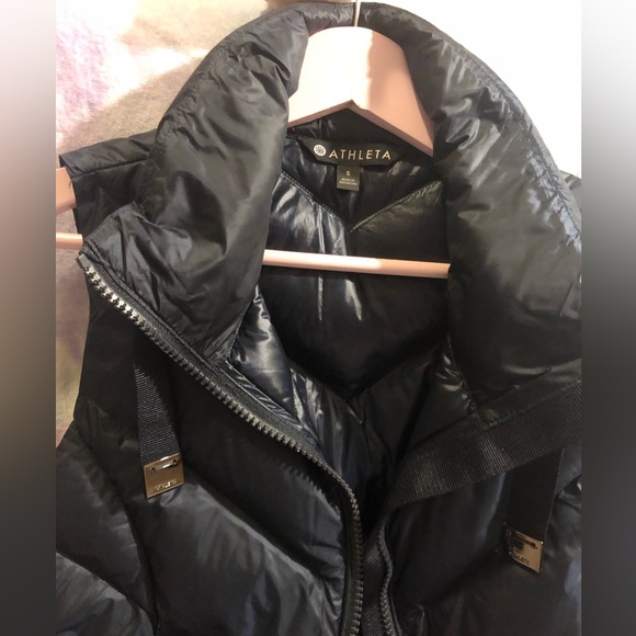 Athleta Puffy Vest - Picture 3 of 7